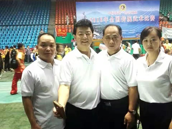 赛事执裁