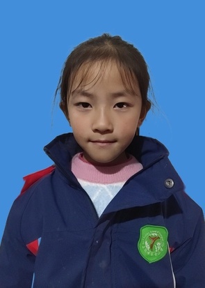 邓依依